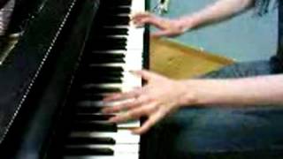 Video thumbnail of "slagsmålsklubben - övningsköra på akust. piano"