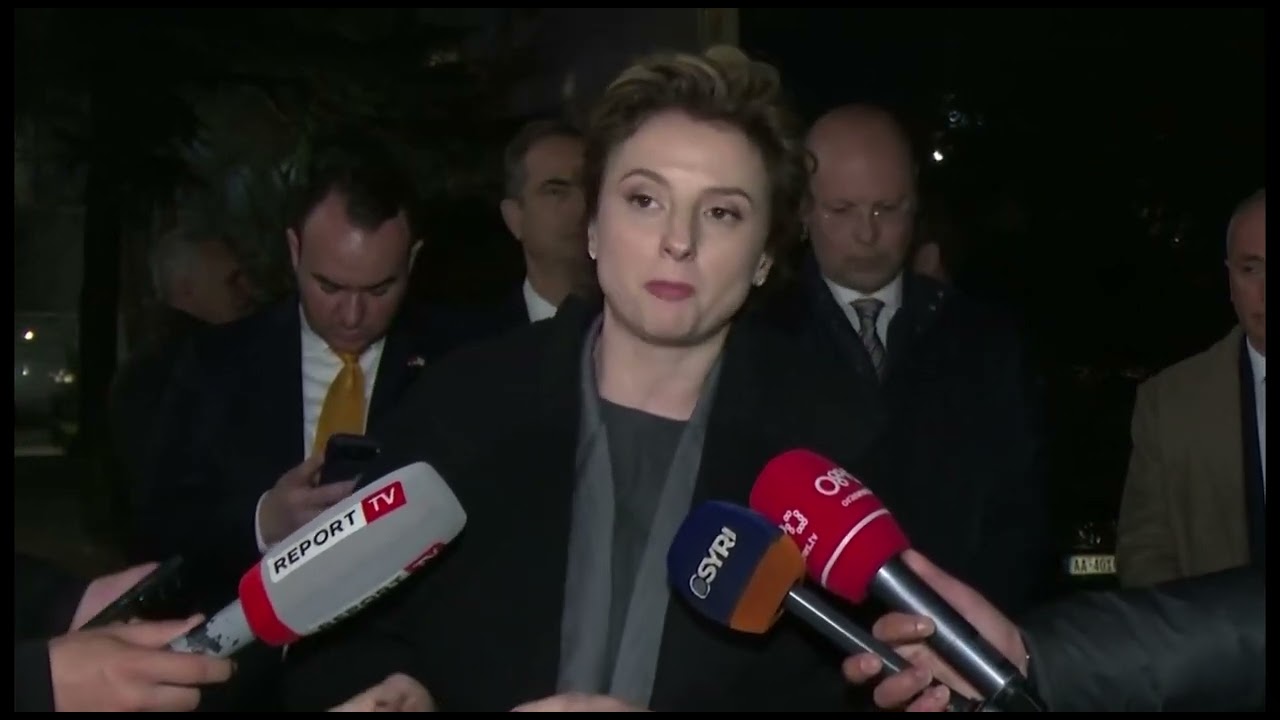 Ja si e ofendon Taulant Balla  deputeten Vokshi.