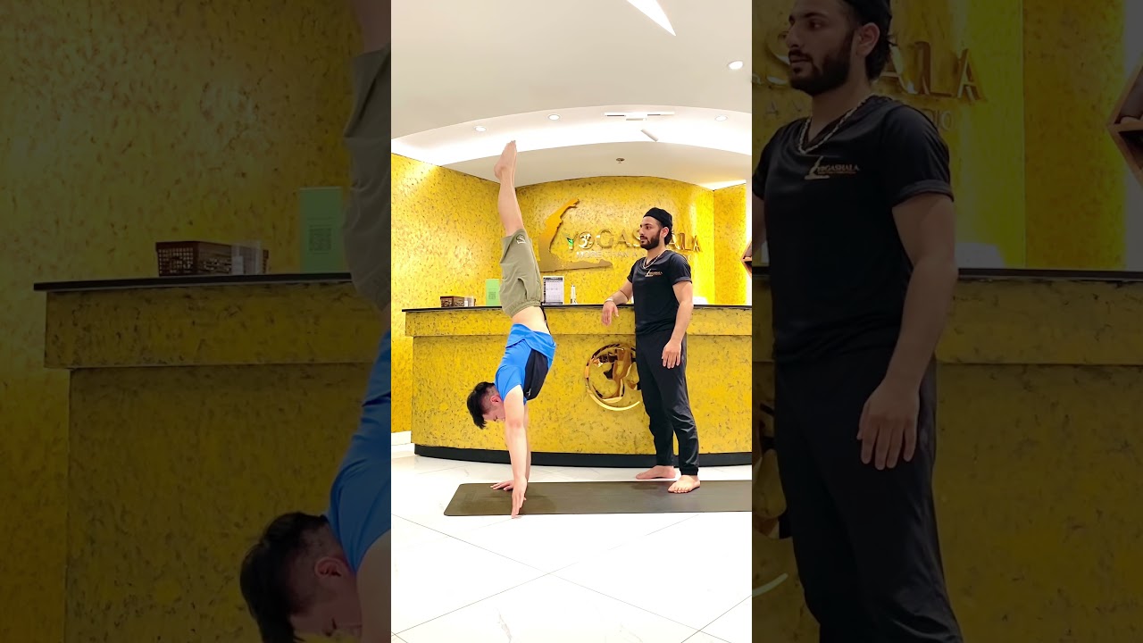 Siêu cao thủ trồng chuối tại Yoga Shala | Advance handstand flow | Lê Phạm Thế Vũ