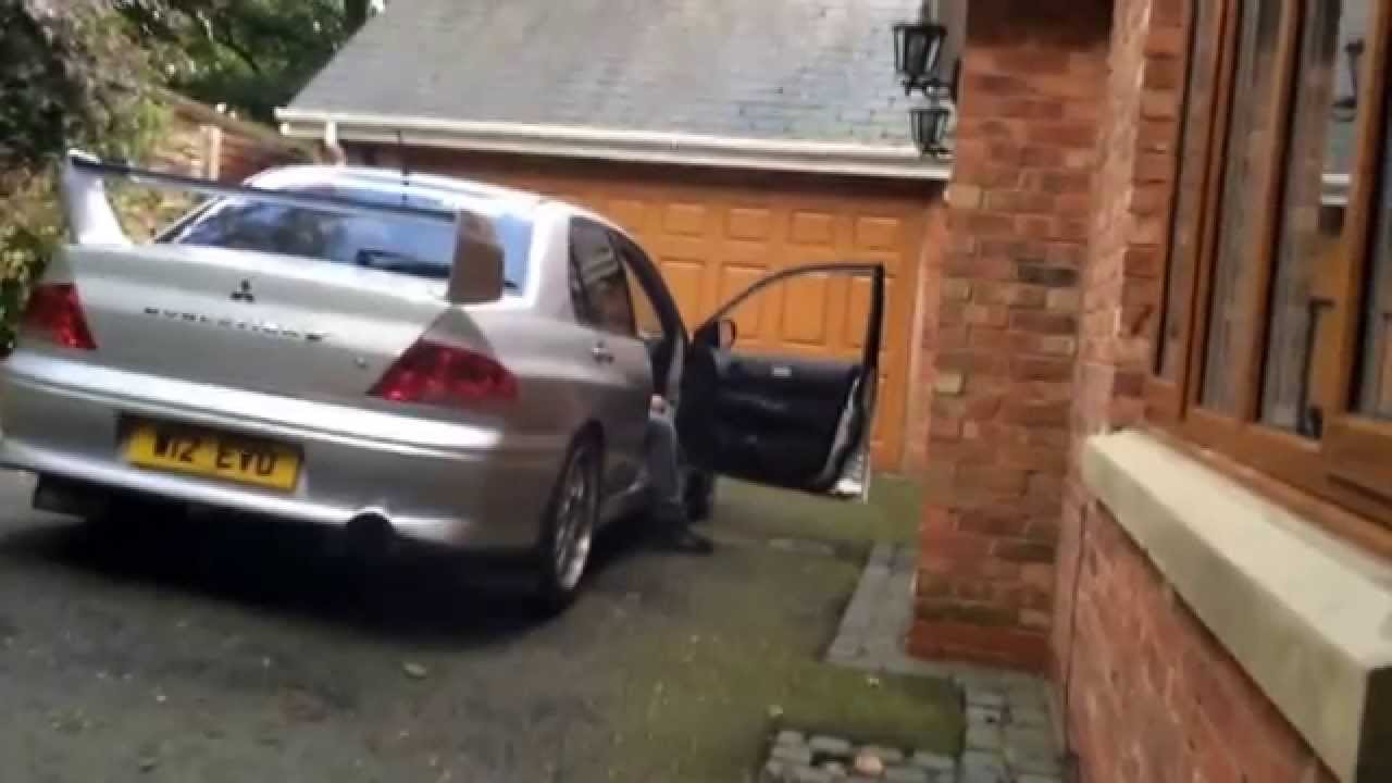 Mitsubishi Evo - YouTube