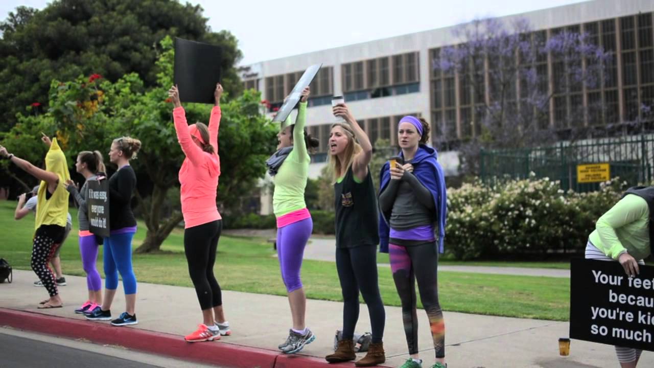 Rock n Roll Marathon lululemon Cheersquad