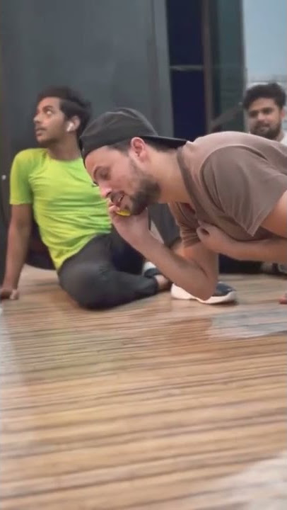 r2h new funny gym video 2022 #round2hell#shorts #r2h #pushpa #alluarjun #zayn #nazim #gym