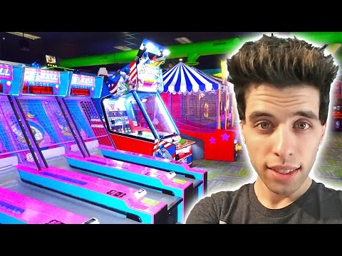 My New Favorite Arcade! Playing New Games Winning Arcade Tickets!