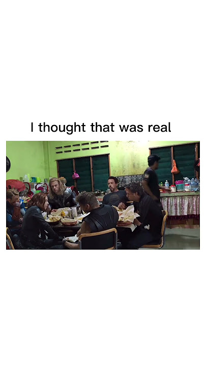 berbuka puasa bersama Avengers