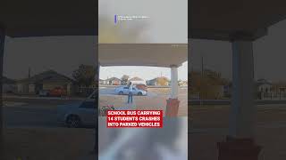 Full Video shows the moment a school bus carrying 14 students crashed into multiple parked vehicles Guide