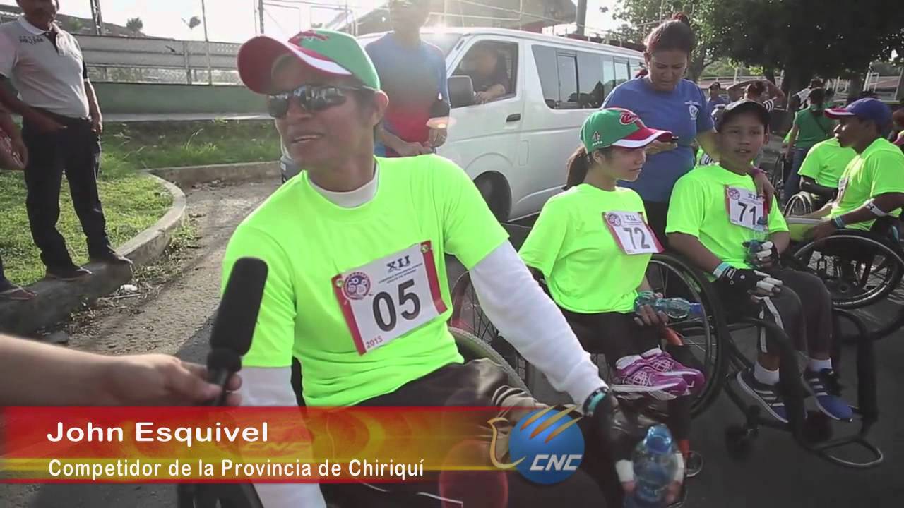 Carrera en silla de ruedas - YouTube
