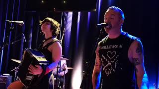 The Mahones - Never Let You Down (Live @ Metropool Enschede 07-02-2020)