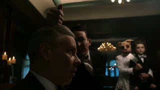 Penguin Stabs Aristocrat In The Head - Penguin Eats People Pie (Gotham TV Series)