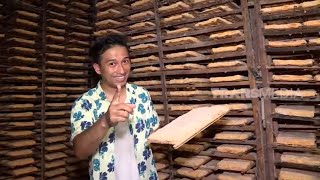 Bayu Lesmana ke Pabrik Oncom Bu Nana dan Rumah Makan Nusa Indah | MAKAN RECEH (28/03/23)