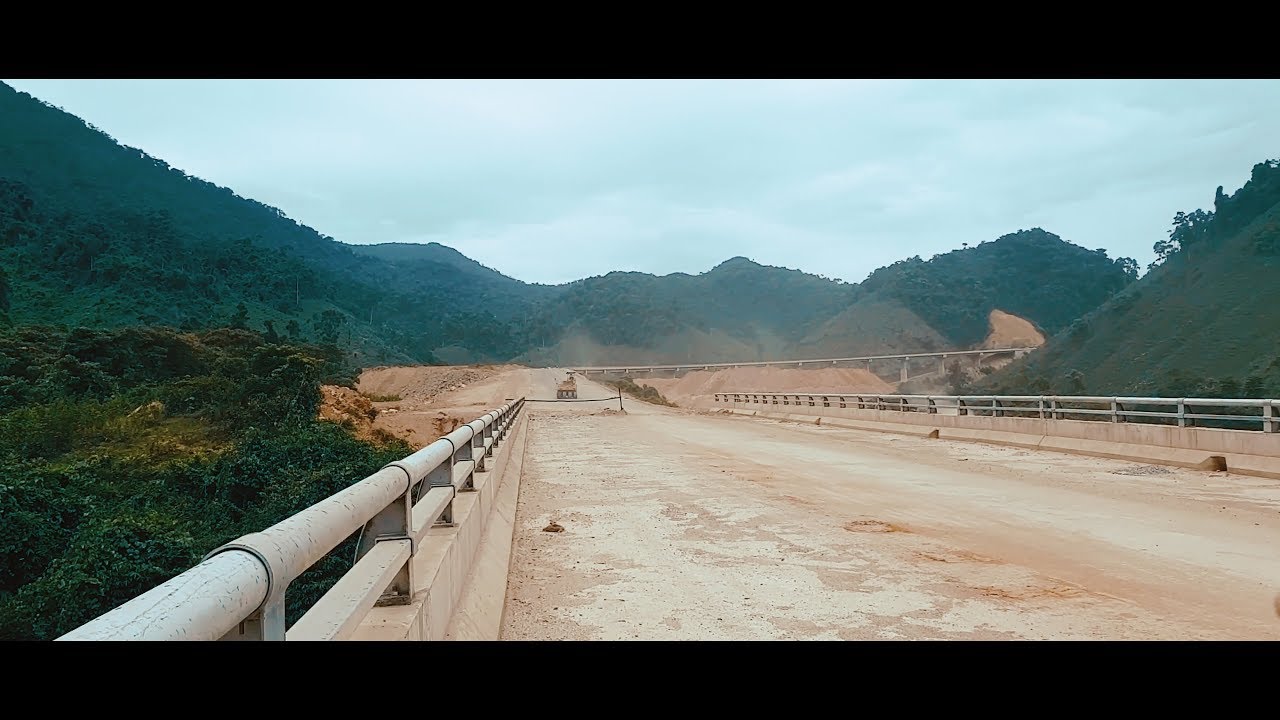 Cảnh đẹp cao tốc La Sơn – Túy Loan qua Huế – Đà Nẵng.
