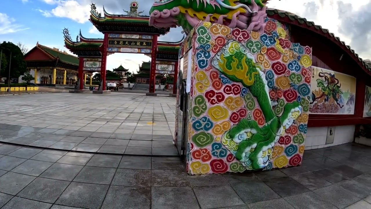 walkaround Yu Lung San Tian En Temple, Sibu, Sarawak #1