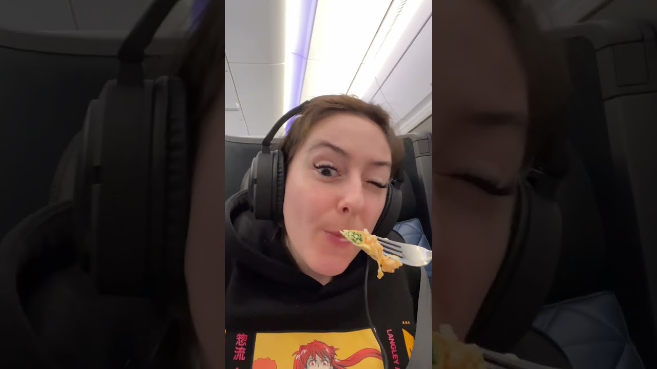 Come to Japan with me! #shorts #travel #japan #tokyo #vlog #anime #manga