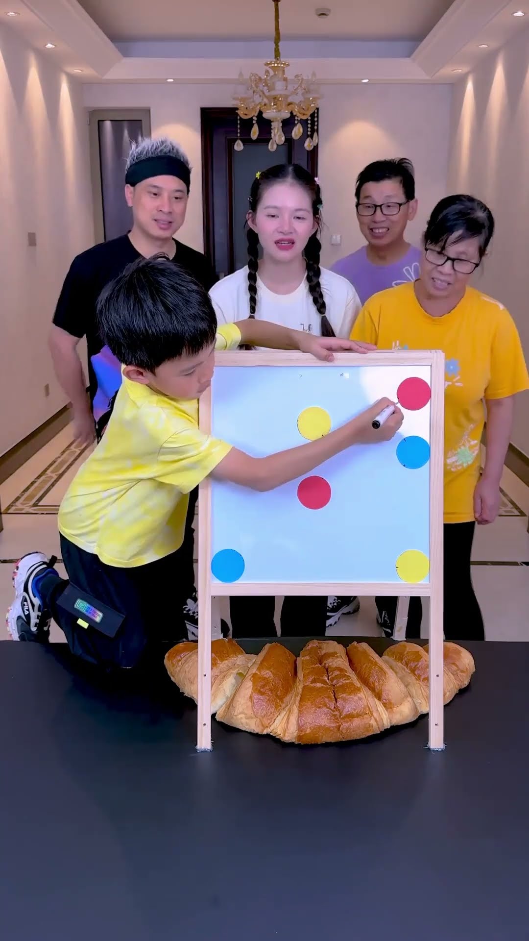 New Year Family Game! Connect The Lines Challenge Is Really Hard#Funnyfamily#Partygames