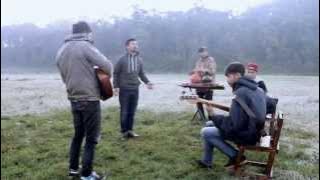 MERESPON RUANG Mr Sonjaya - Sang Filsuf (at Situ Patenggang)