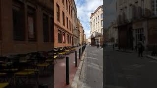 A short walk in Toulouse city center.