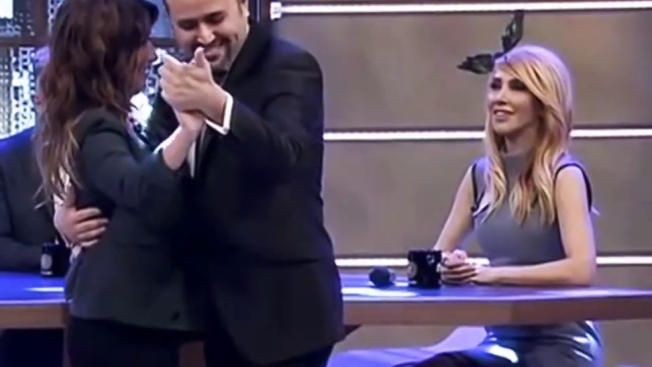 Hazal kaya   bailando tango - 2012