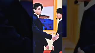 Download Lagu The tension between jimin and taehyung but jungkook in behind 🤣🤣🤣 MP3