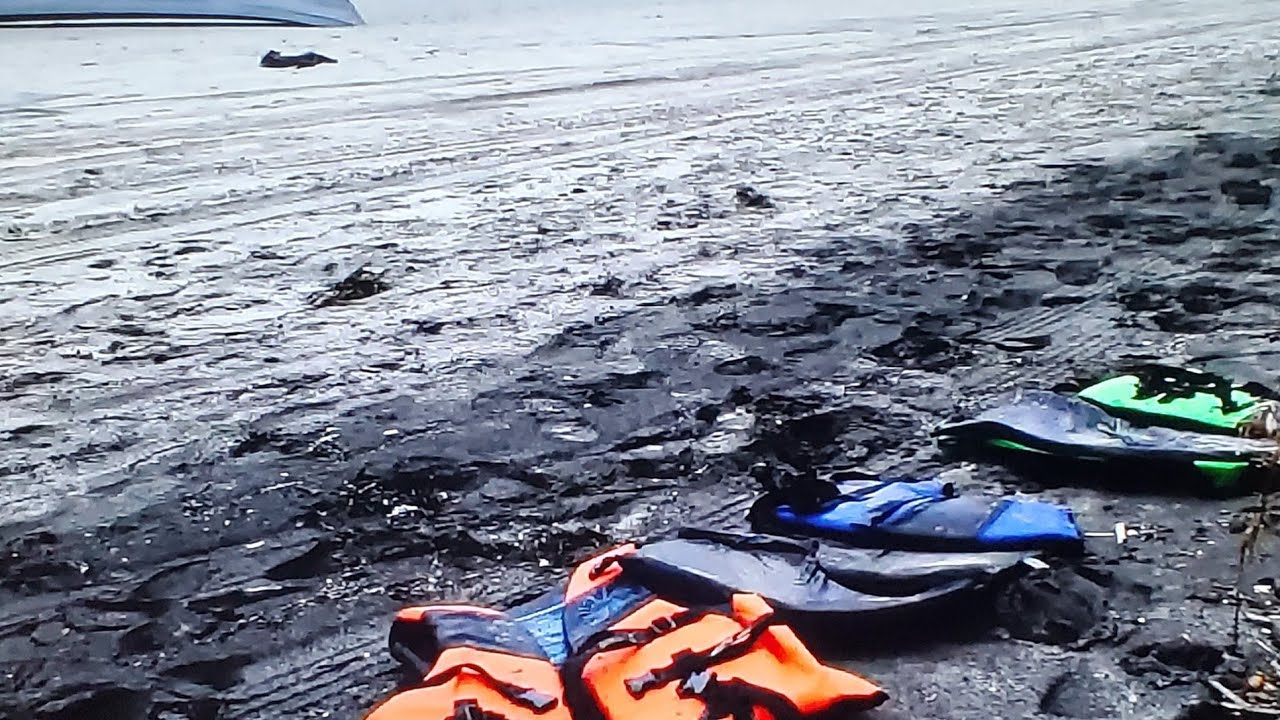 ( Breaking News) At least 8 dead after smuggling boat capsizes off San ...