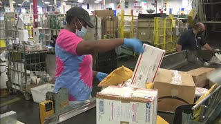 USPS in Miami prepares for looming holiday season of shipping