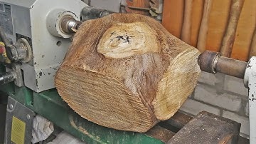 Woodturning - The Ugly Knot Into A Bowl