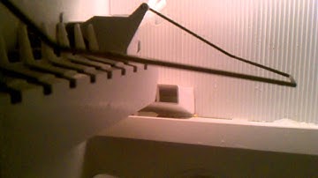 Ice maker making Ice