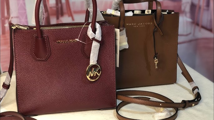 MICHAEL Michael Kors Mercer Medium Messenger SKU: 9462256 