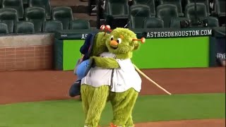 Hey DaddyO! (MLB Houston Astros Mascot Orbit Reunited With His Father)