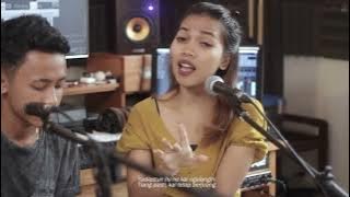 Natha vana feat Dessy TULUS (cover by ajungnanda & sindiy )
