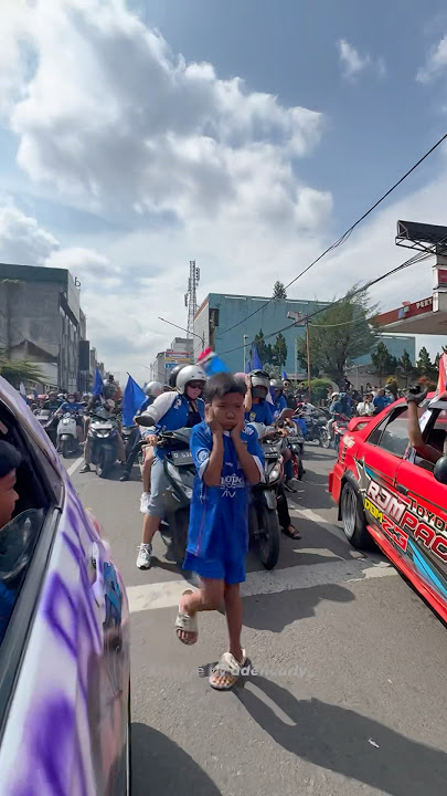 BRATAKTAK !! ADU BLAYER SAAT KONVOI PERSIB