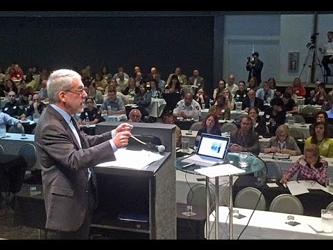 Dealing with the News Media in a Crisis - YouTube