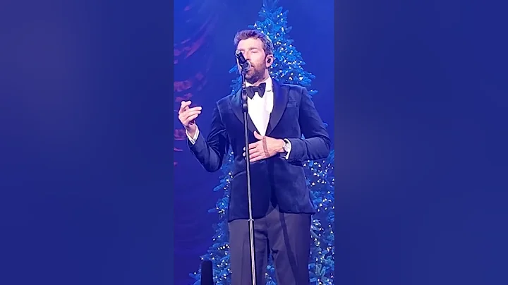 @bretteldredge - O holy night 11.25.22 Ryman