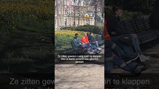 Veel Ophef Over Ambulance Die Op Deze Manier Pauze Neemt..