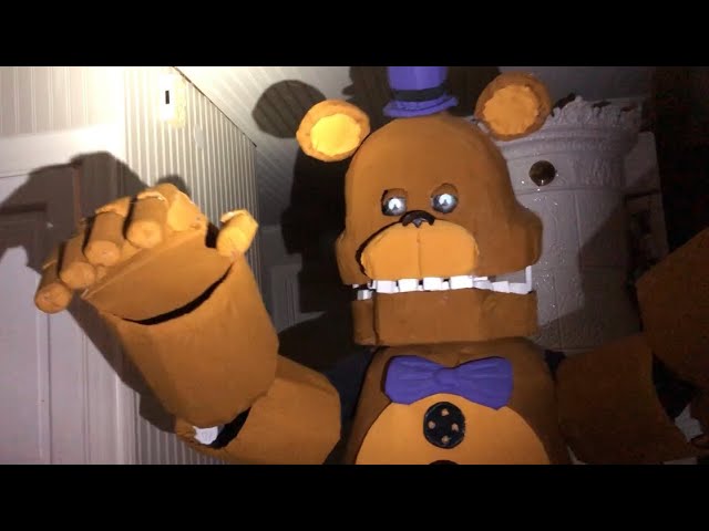 FNaF 4 in real life - Sweet Dreams (Song by Aviators) Fredbear Cosplay