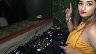 Dj Piyu Playing Live Dum Maro Dum At Backstage Club , Pune ( Bollywood Retro Songs )