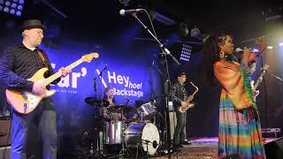 Kat Riggins & the Blues Revival [3] Voodoo Woman (Tilburg, Heyhoef Backstage, 20-1-2024)