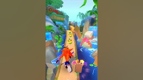 Crash on the Run - Upstream: Yellow Gem Run!