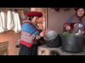 Proceso de elaboración de tejidos por artesanas Minka - Chinchero, Perú