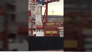 MSC Joe after 200 container fall accident and damage