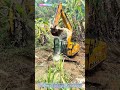 Bucket and Spray: How Excavator Operators Use Hydraulics for Self-Cleaning