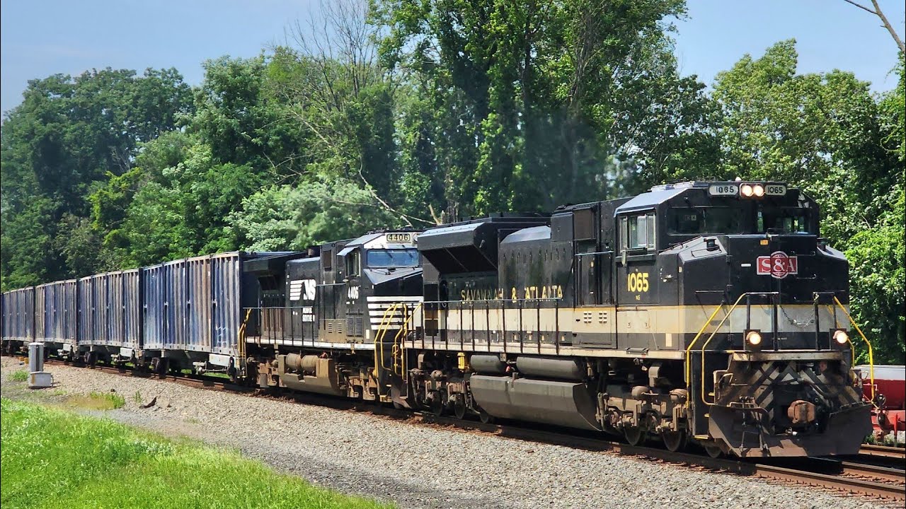 Morning Trains on the NS Lehigh Line