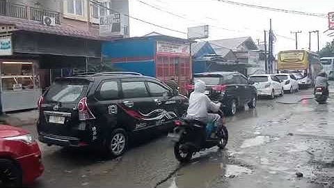 jalan beringin macet lagi
