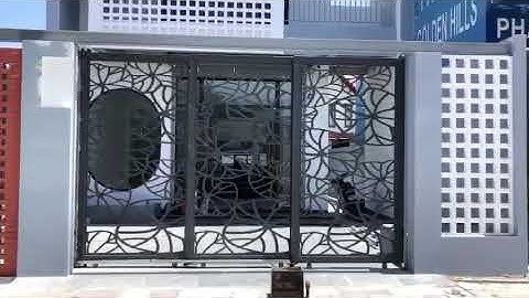 Cổng trượt xếp 3 lớp lắp đặt mô tơ tự động