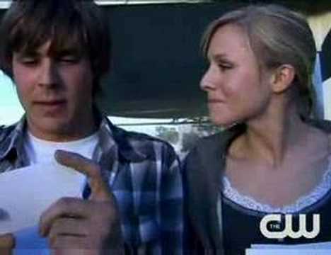 Kristen Bell & Chris Lowell Candid Video