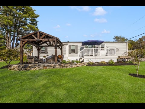 33 Foxtrot Drive, Charlestown, RI home video tour
