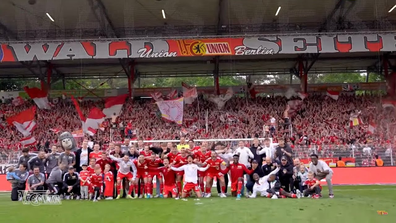 Eisern Union Hymne gesungen von den Fans - YouTube