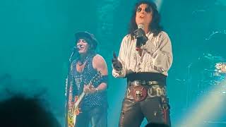 Alice Cooper "Bed Of Nails" Live