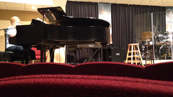 Mackenzie Frye and Linda Frye - "I look to you"