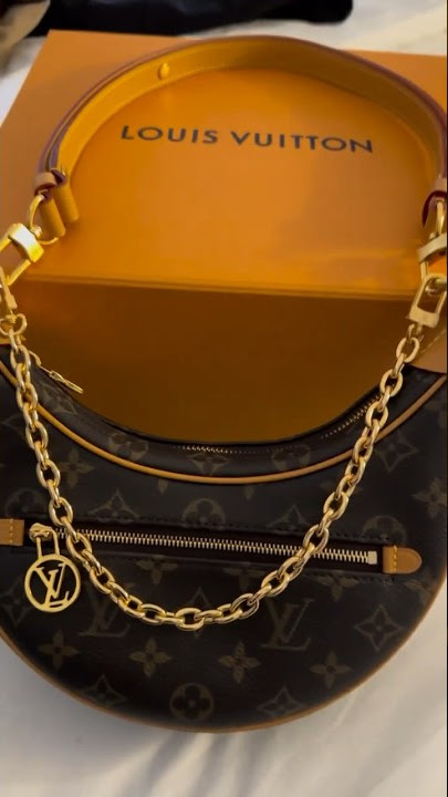 LV Pop my heart bag pink, what fits 😀 : r/Louisvuitton