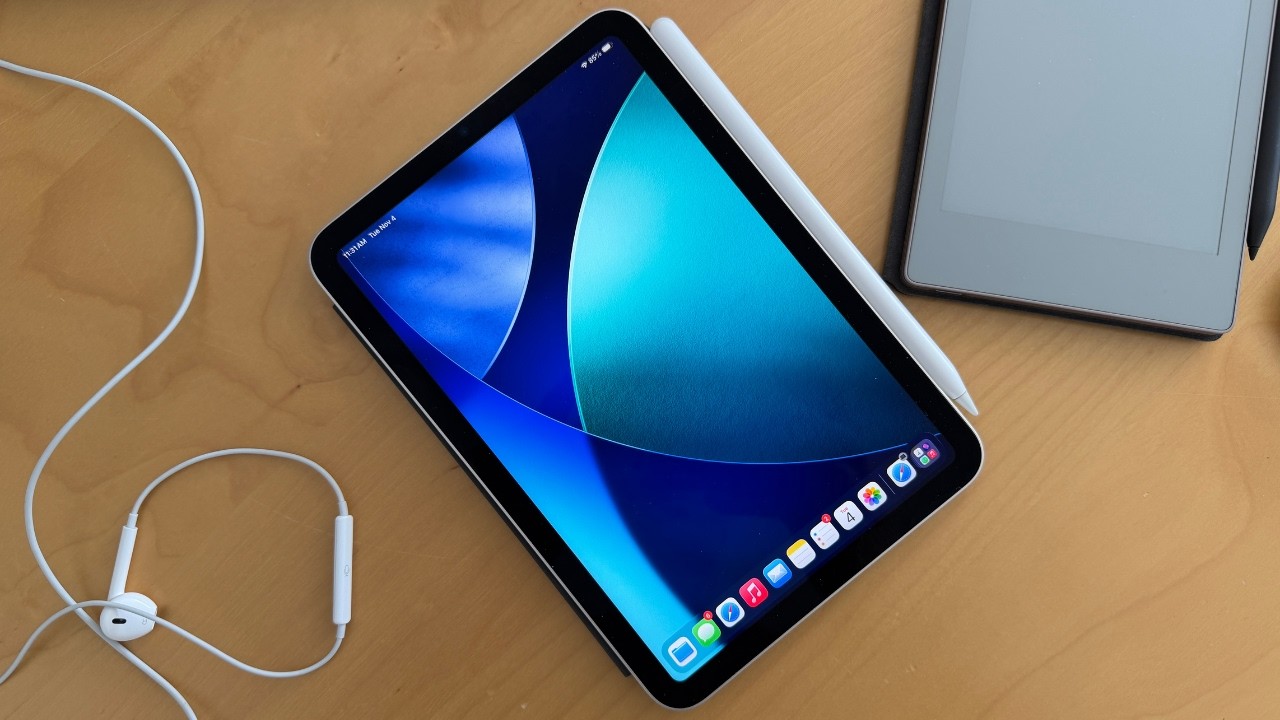 Why I'd Still Buy the iPad Mini 6 in 2025 - YouTube