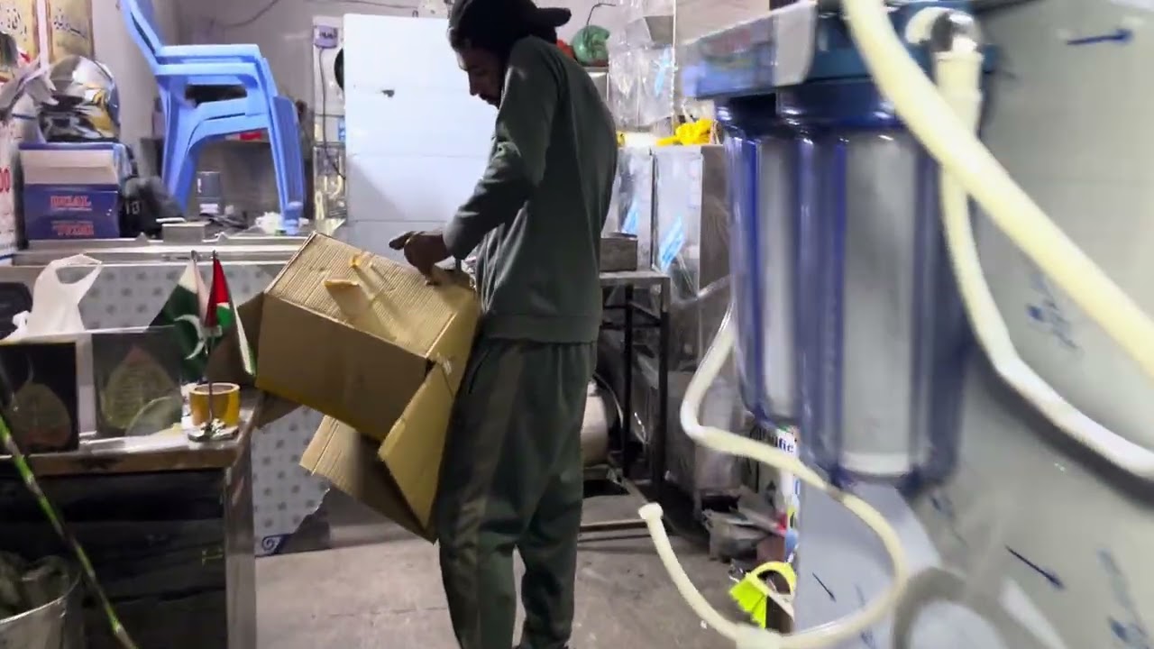 Industrial electric water chiller stainless steel body non-magnet food grade 300 liter